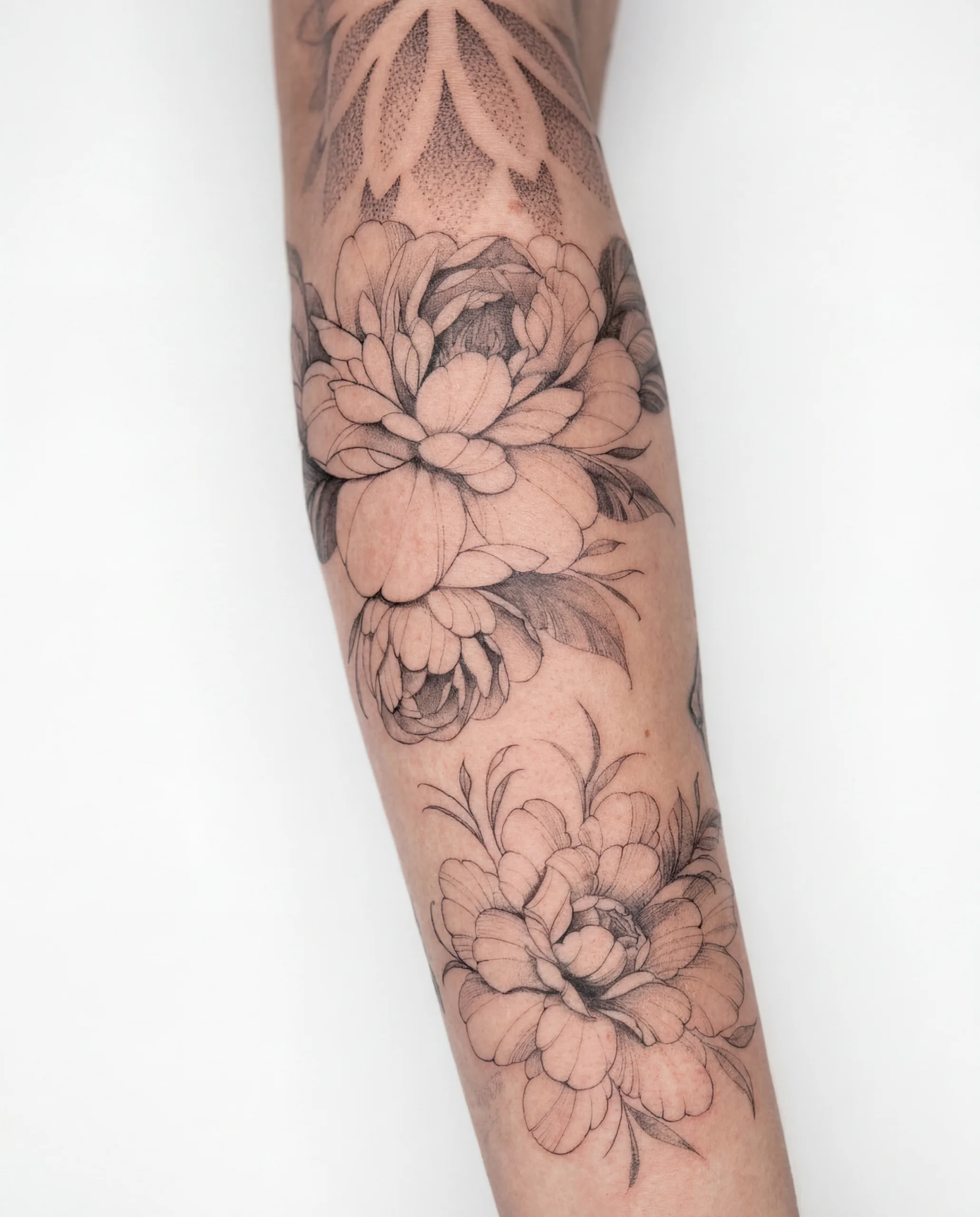 fine line modern tattoo